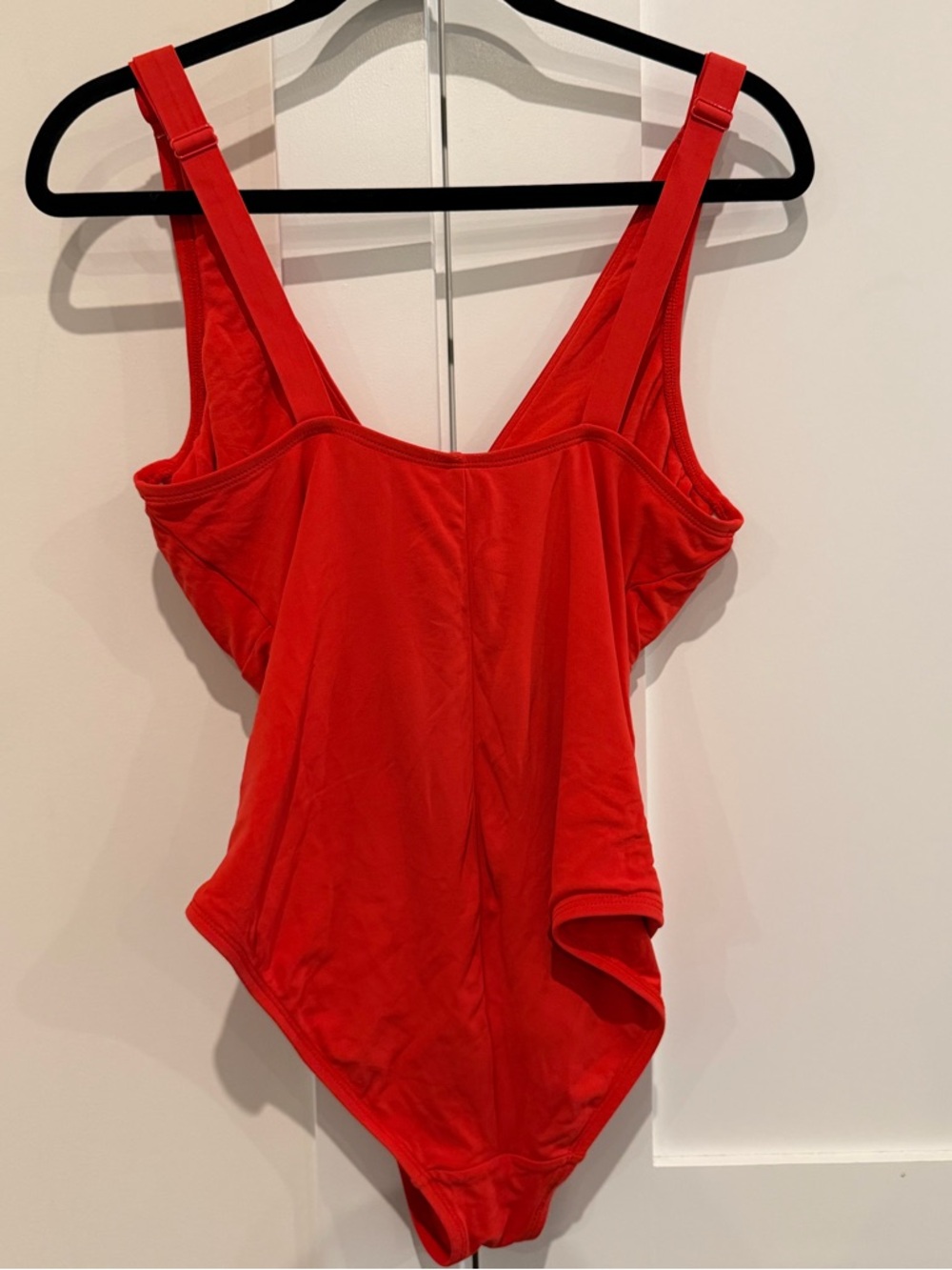 Robin Piccone Ava Knot One Piece Swimsuit in Fiery Red Sz 12 EUC Swim Pool Chic - Picture 12 of 14